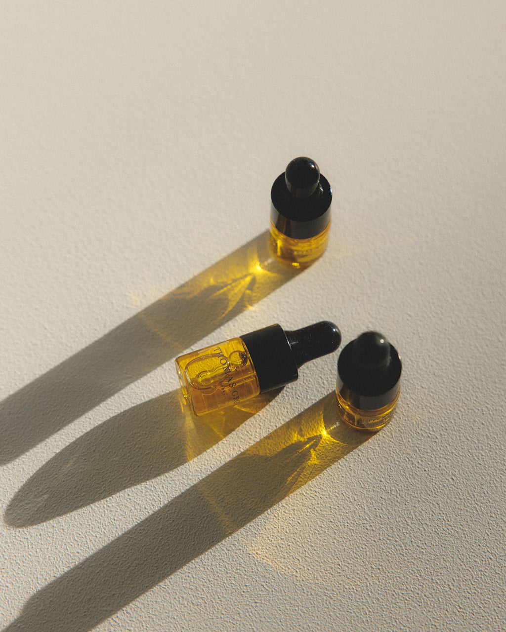 THE FACIAL OIL SAMPLE